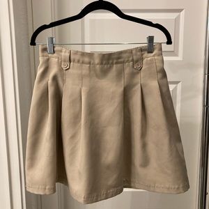khaki skirt